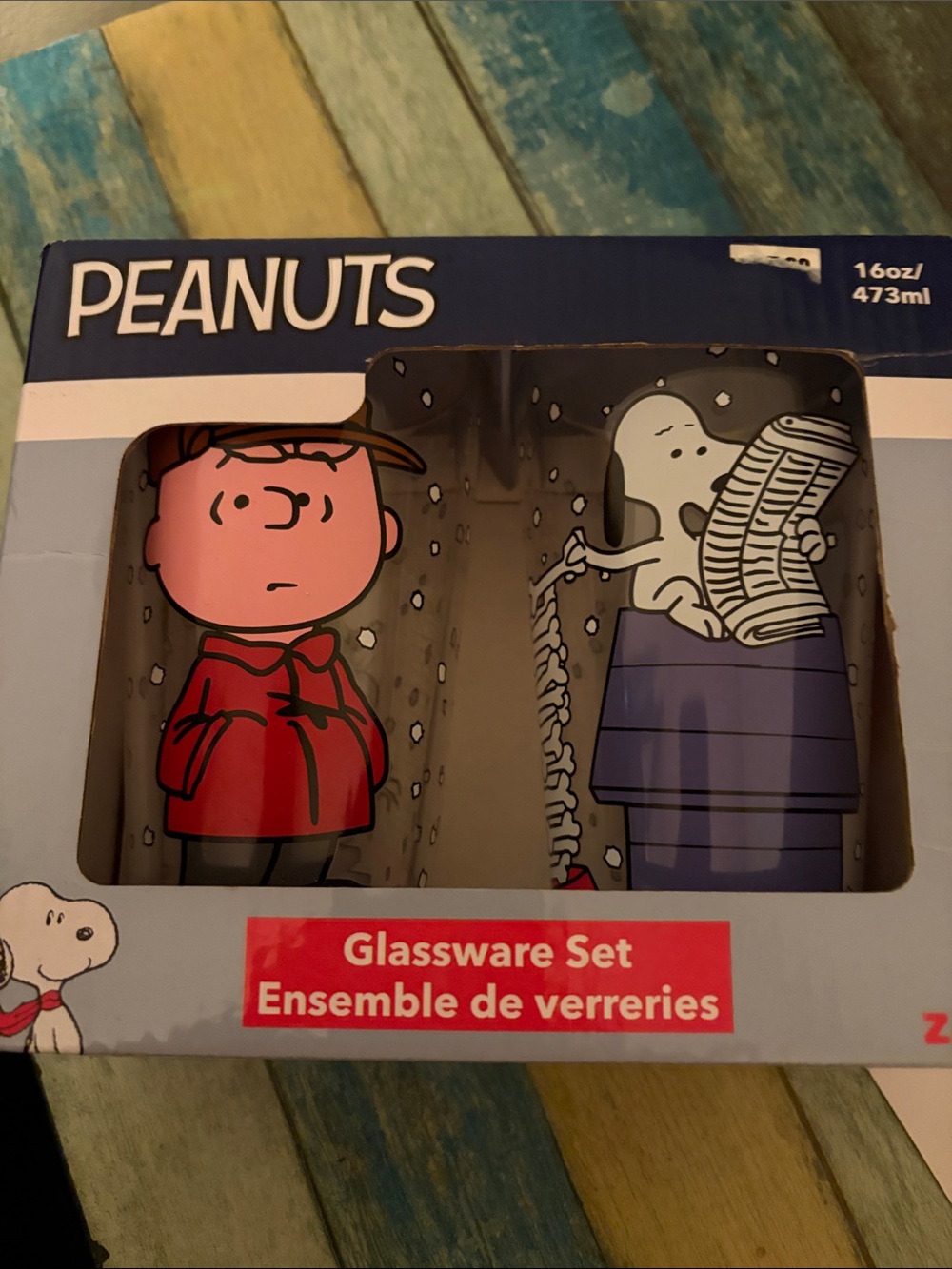 New Peanuts glassware set